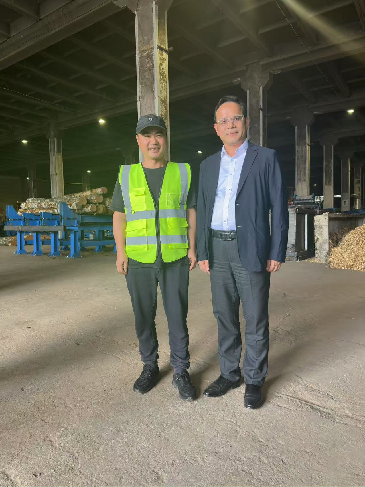 拉脱维亚大使到访盛怀烘干机现场